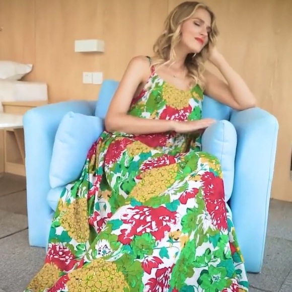 Flowy Floral Spaghetti Strap Maxi Dress - Picture 15 of 15
